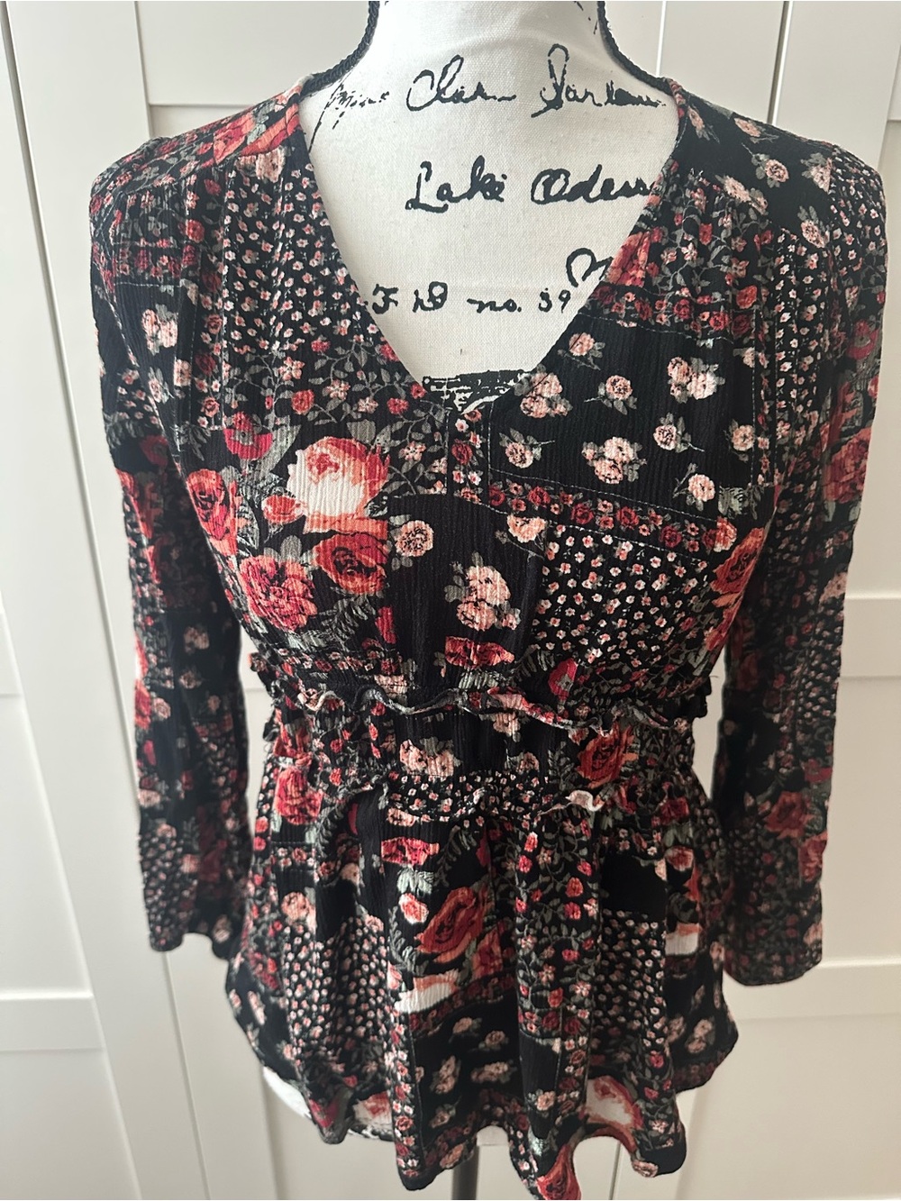Maurices Black Floral Peplum Long-Sleeve Blouse